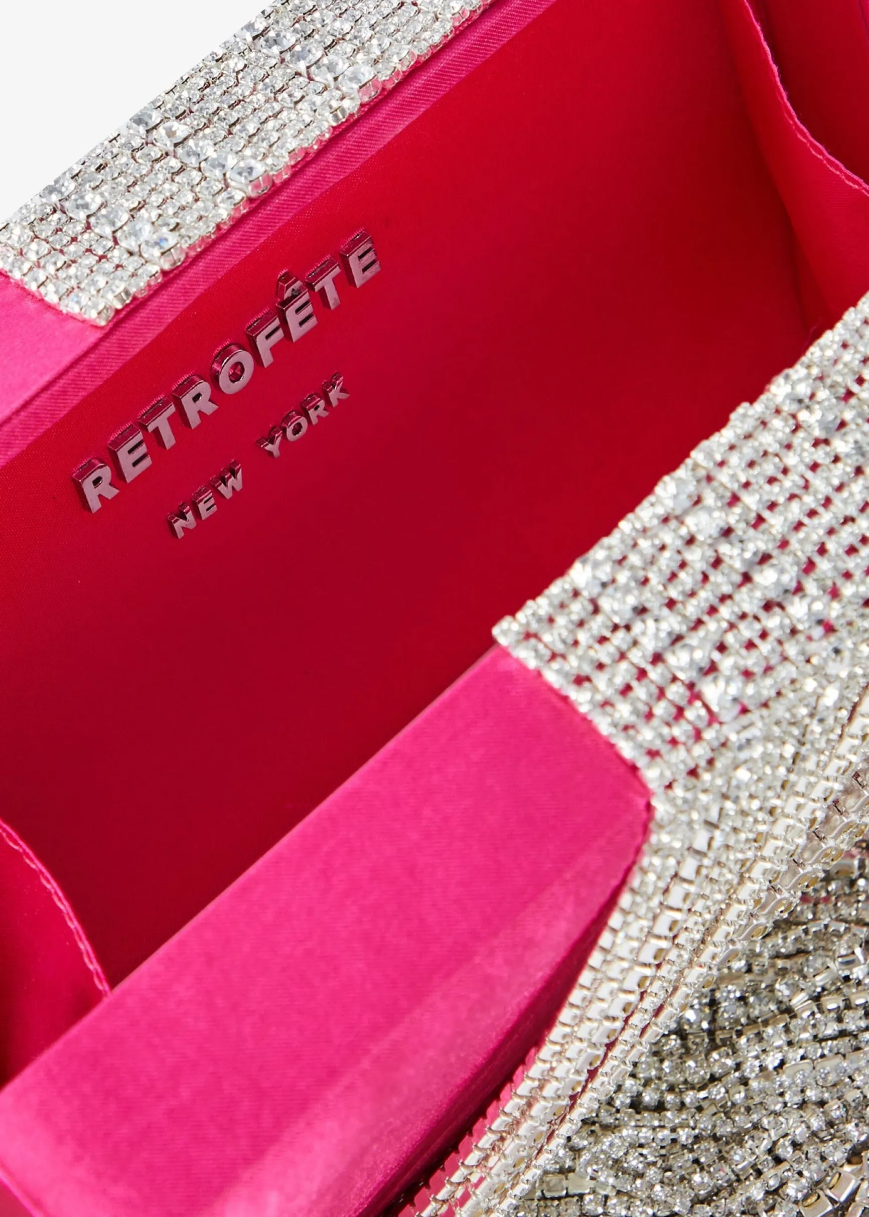 adley_crystal_bag_1-4.webp Guest Of*Retrofete Adley Crystal Bag Paradise Pink