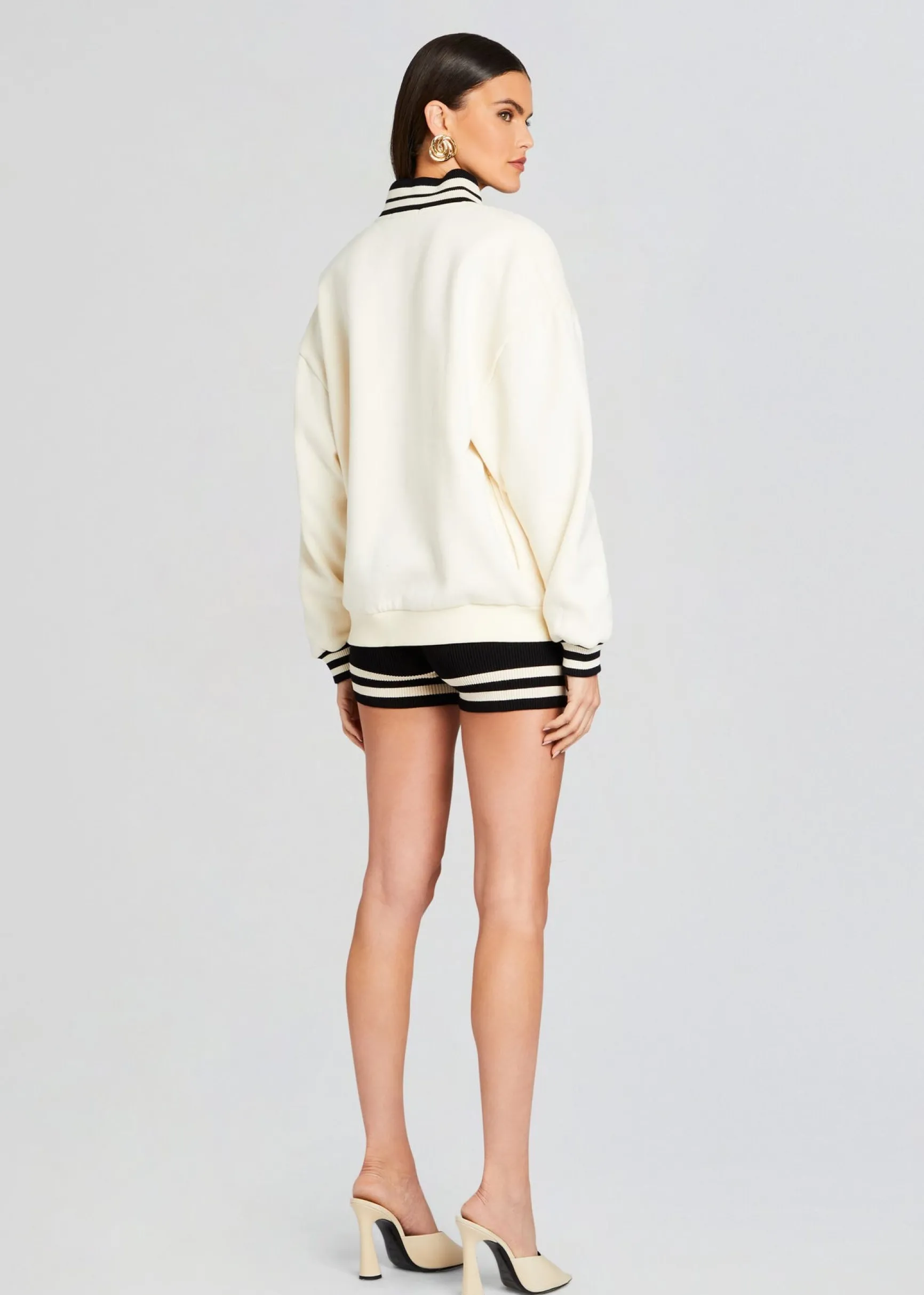 asbury_sweatshirt_3.webp Trending*Retrofete Asbury Sweatshirt Cream