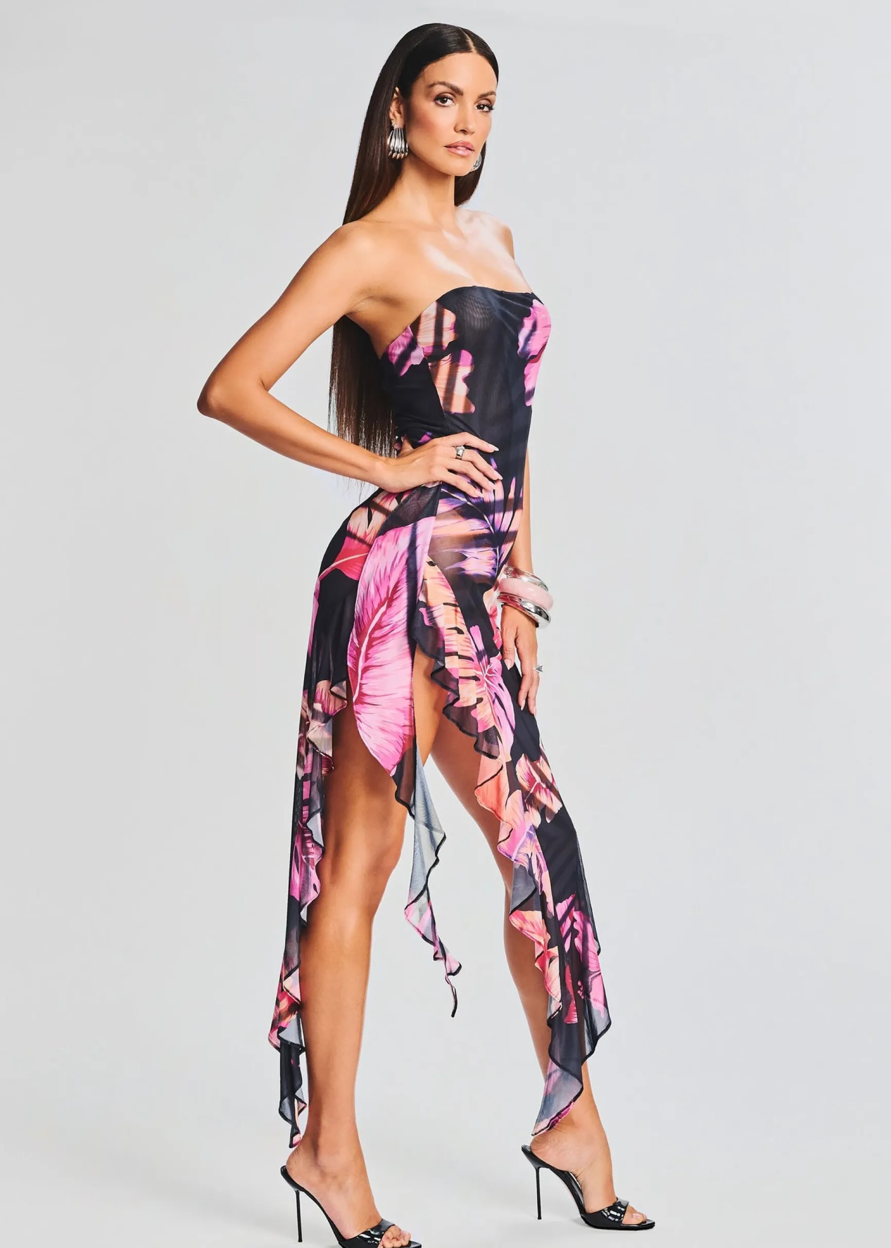 atlas_dress_2.webp Guest Of*Retrofete Atlas Dress Tropical Leaf