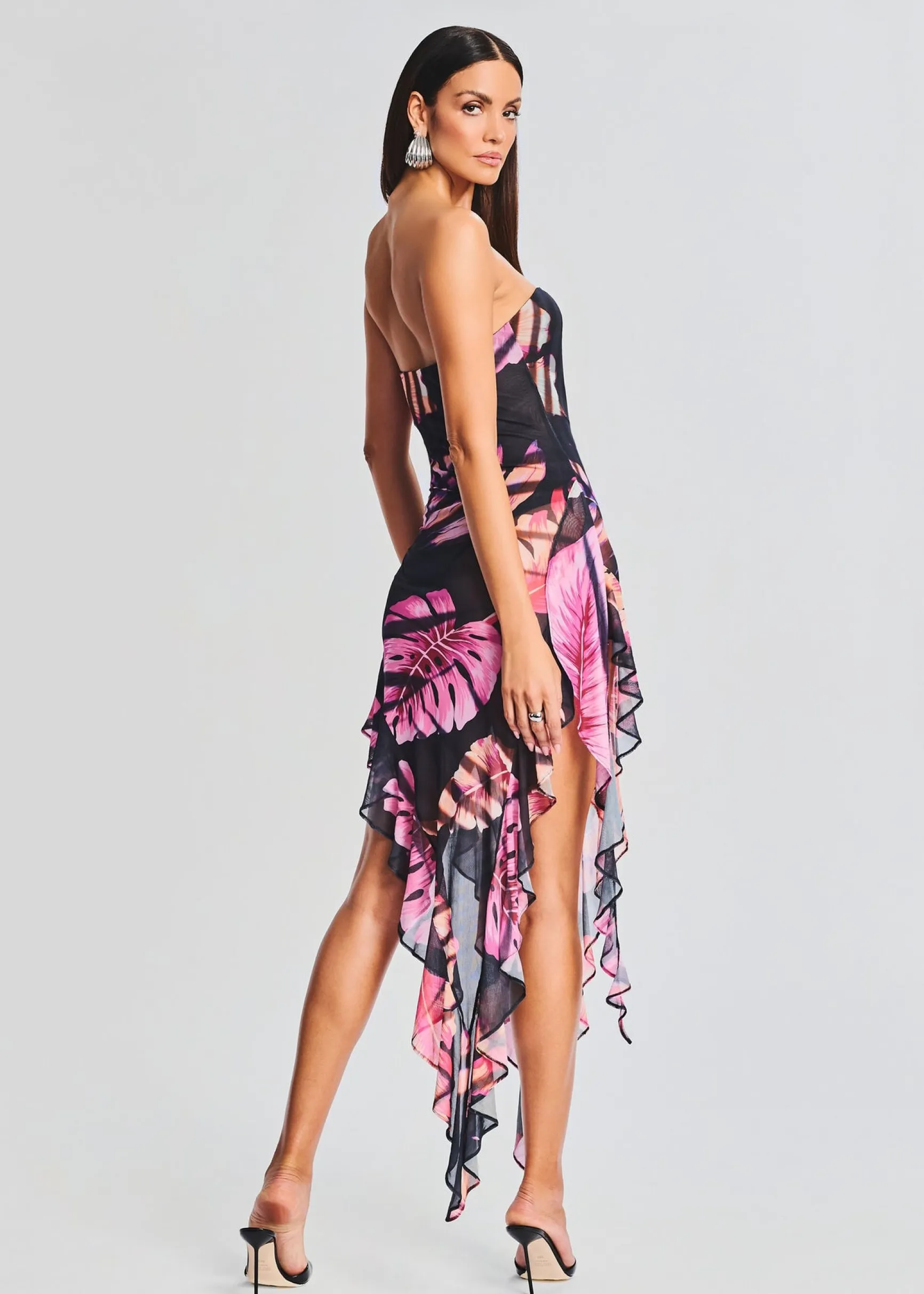 atlas_dress_3.webp Guest Of*Retrofete Atlas Dress Tropical Leaf