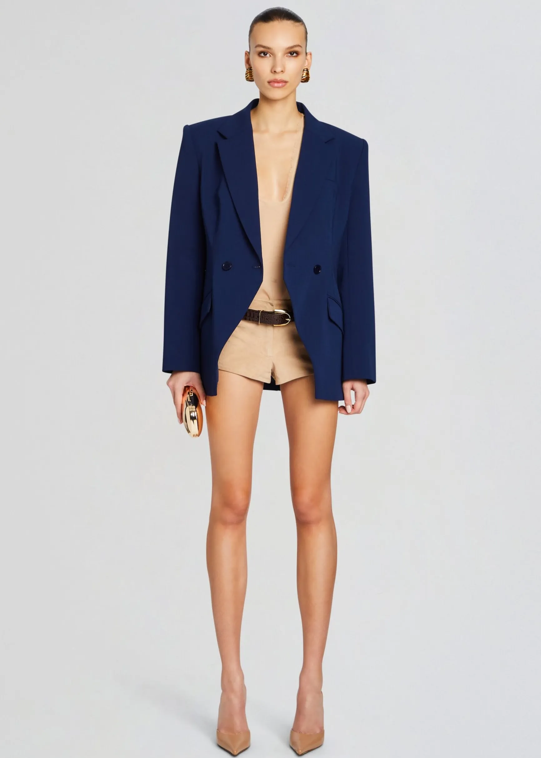 aven_leather_short_1.webp RETROFÊTE*Retrofete Aven Leather Short Sand