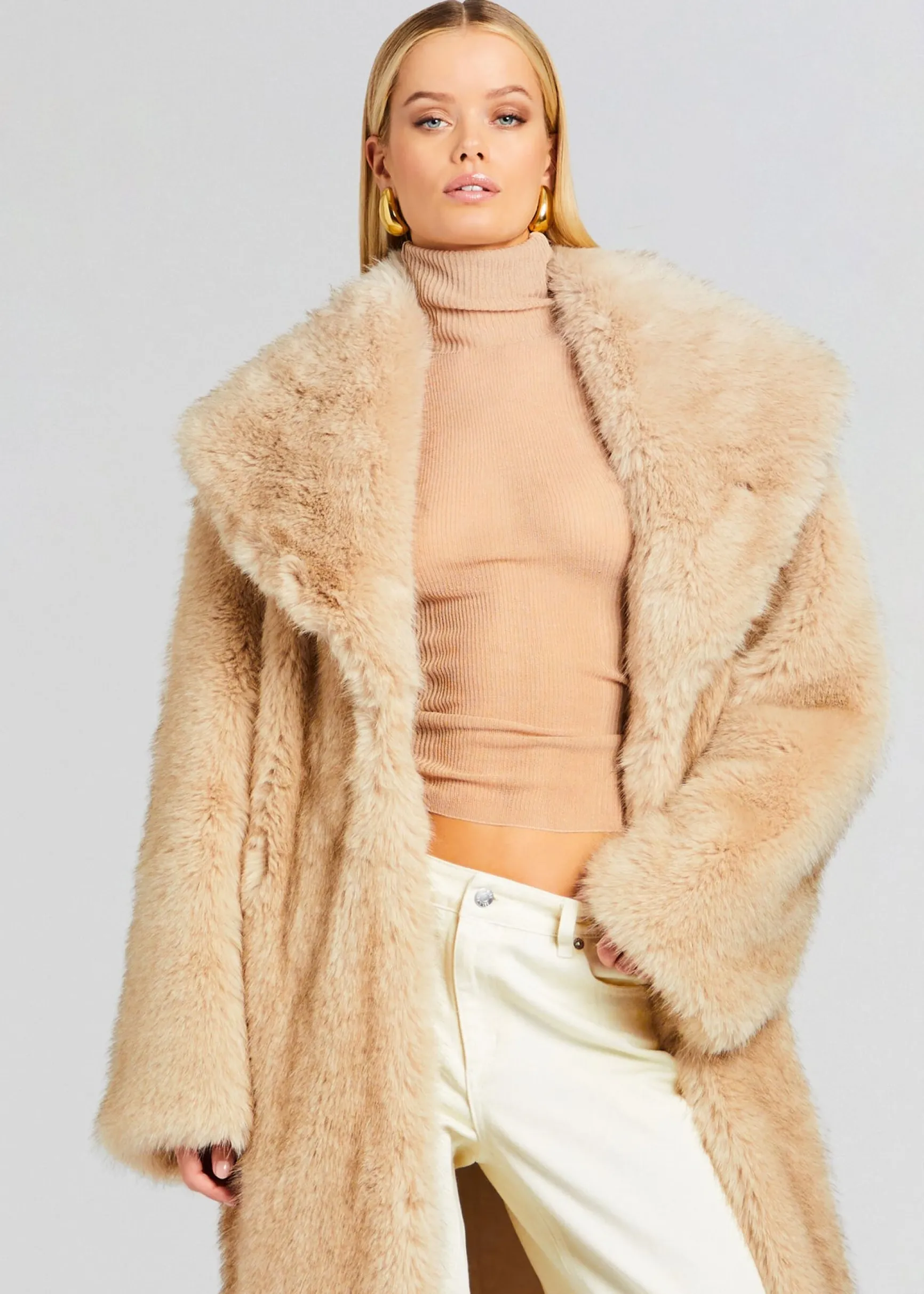 averie_faux_fur_coat_1-8.webp Resort '24*Retrofete Averie Faux Fur Coat Tannin