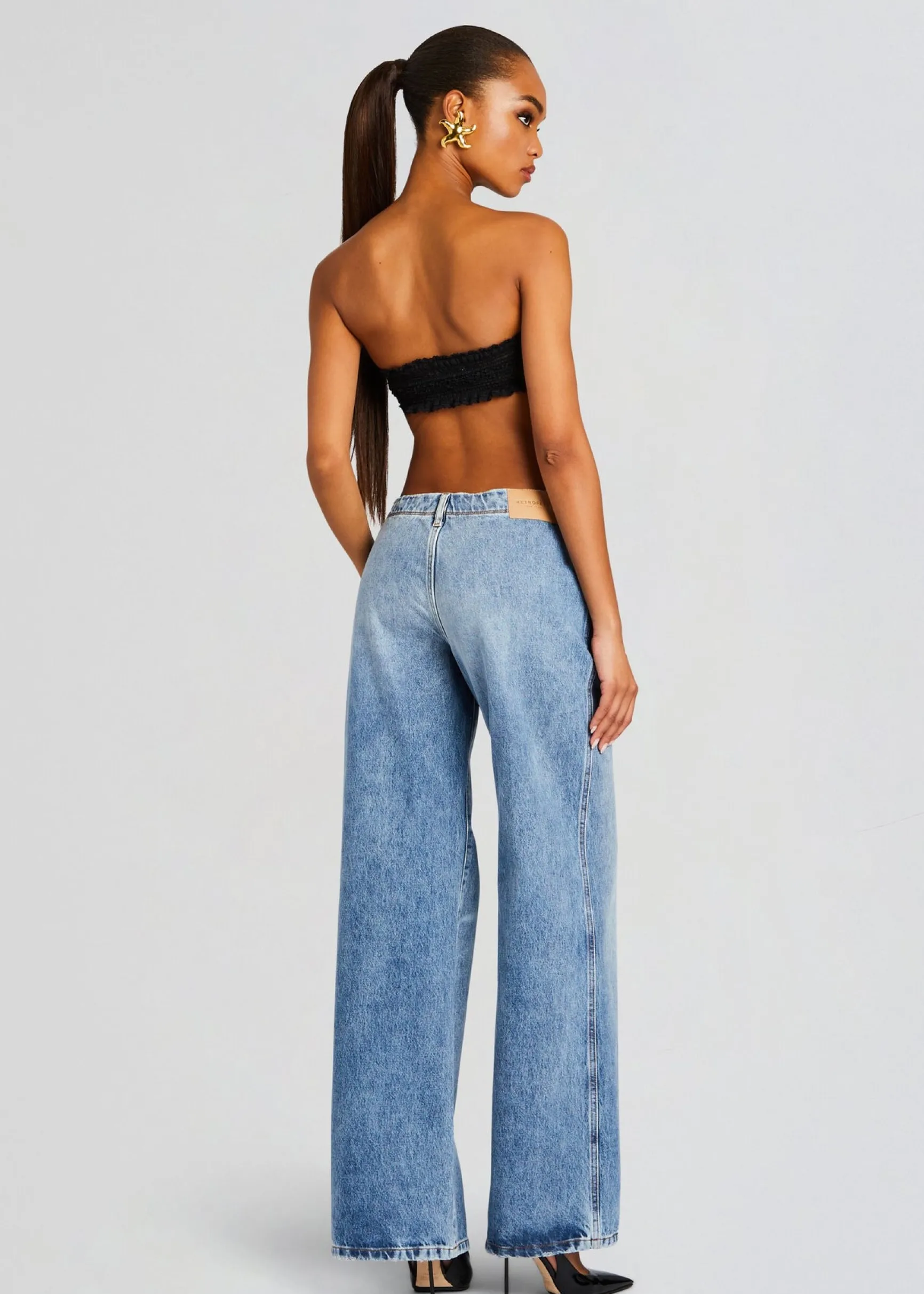 fhary_top_3.webp Resort '24*Retrofete Fhary Top Black Sham