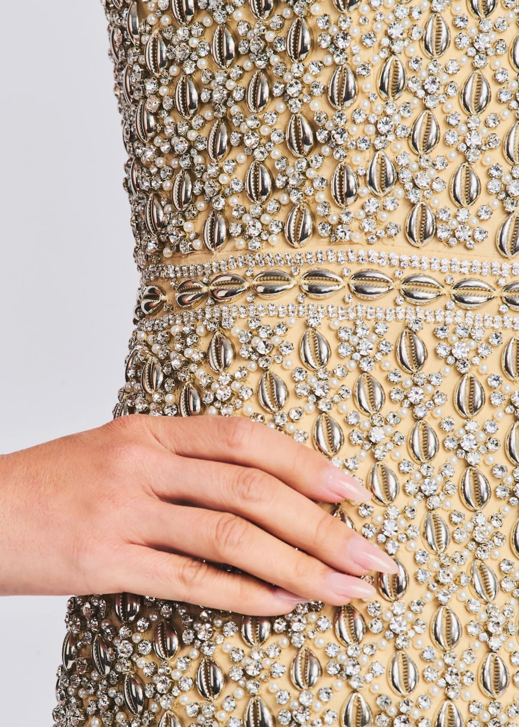 heather_embellished_dress_1.webp RETROFÊTE*Retrofete Heather Embellished Dress Champagne Mermaid Shell