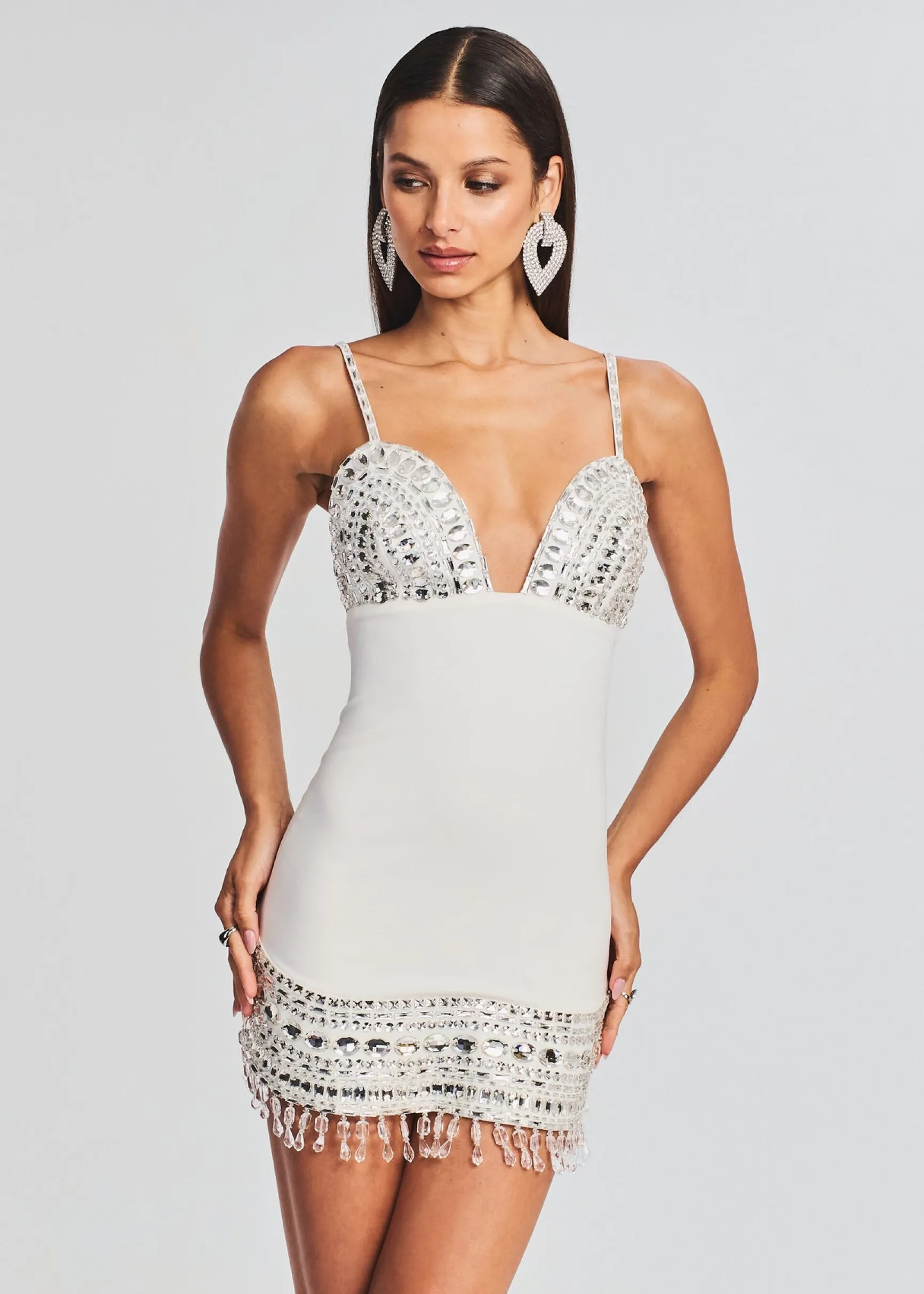 isadora_embellished_dress_4-2.webp RETROFÊTE*Retrofete Isadora Embellished Dress Crystal White