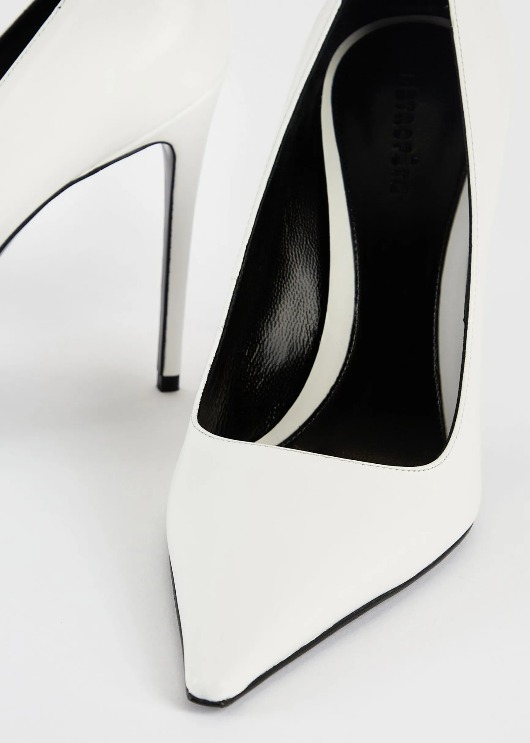 jasmine_heel_3.webp Rehearsal Dinner*Retrofete Jasmine Heel White