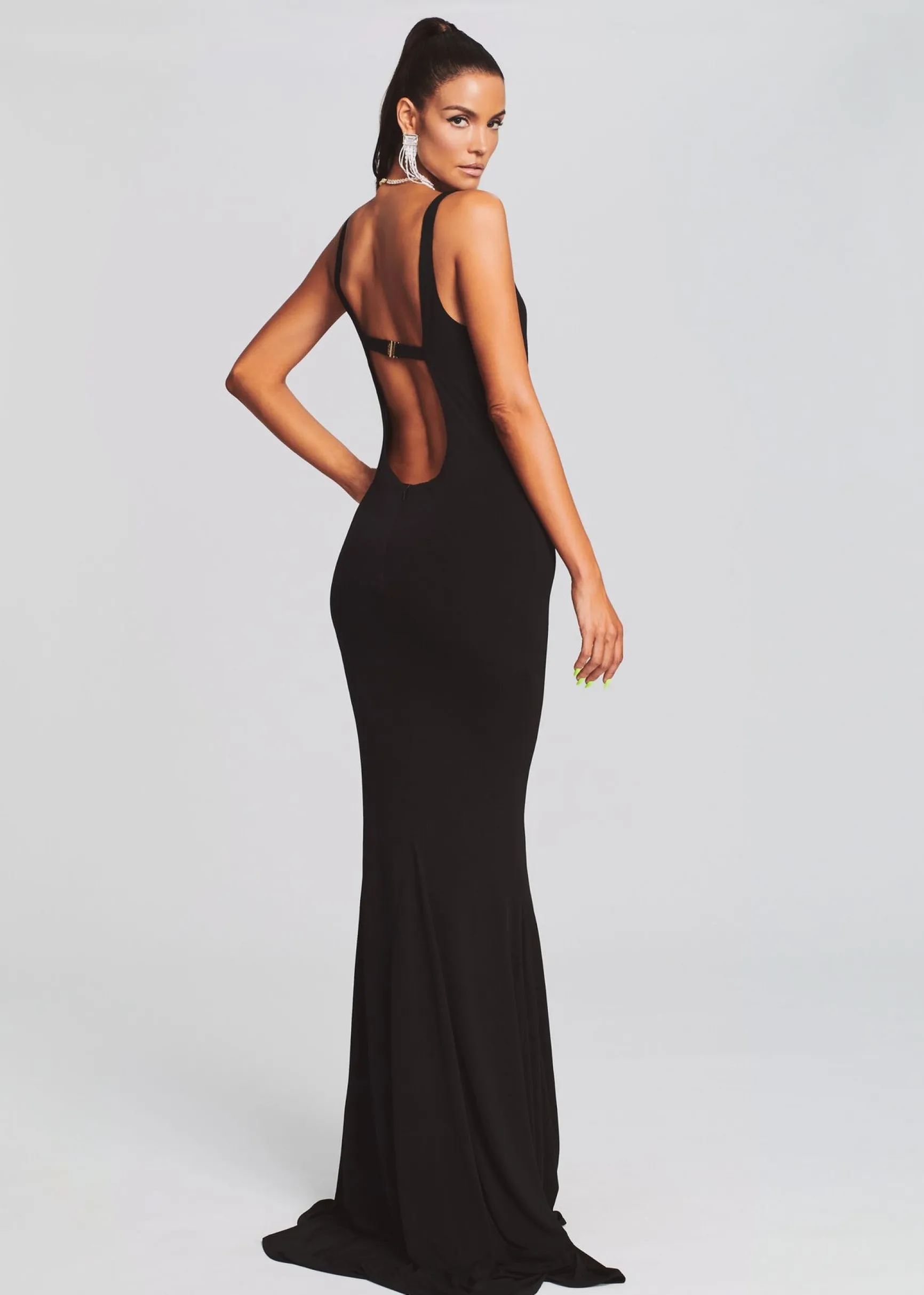khloe_dress_4-1.webp RETROFÊTE*Retrofete Khloe Dress Black