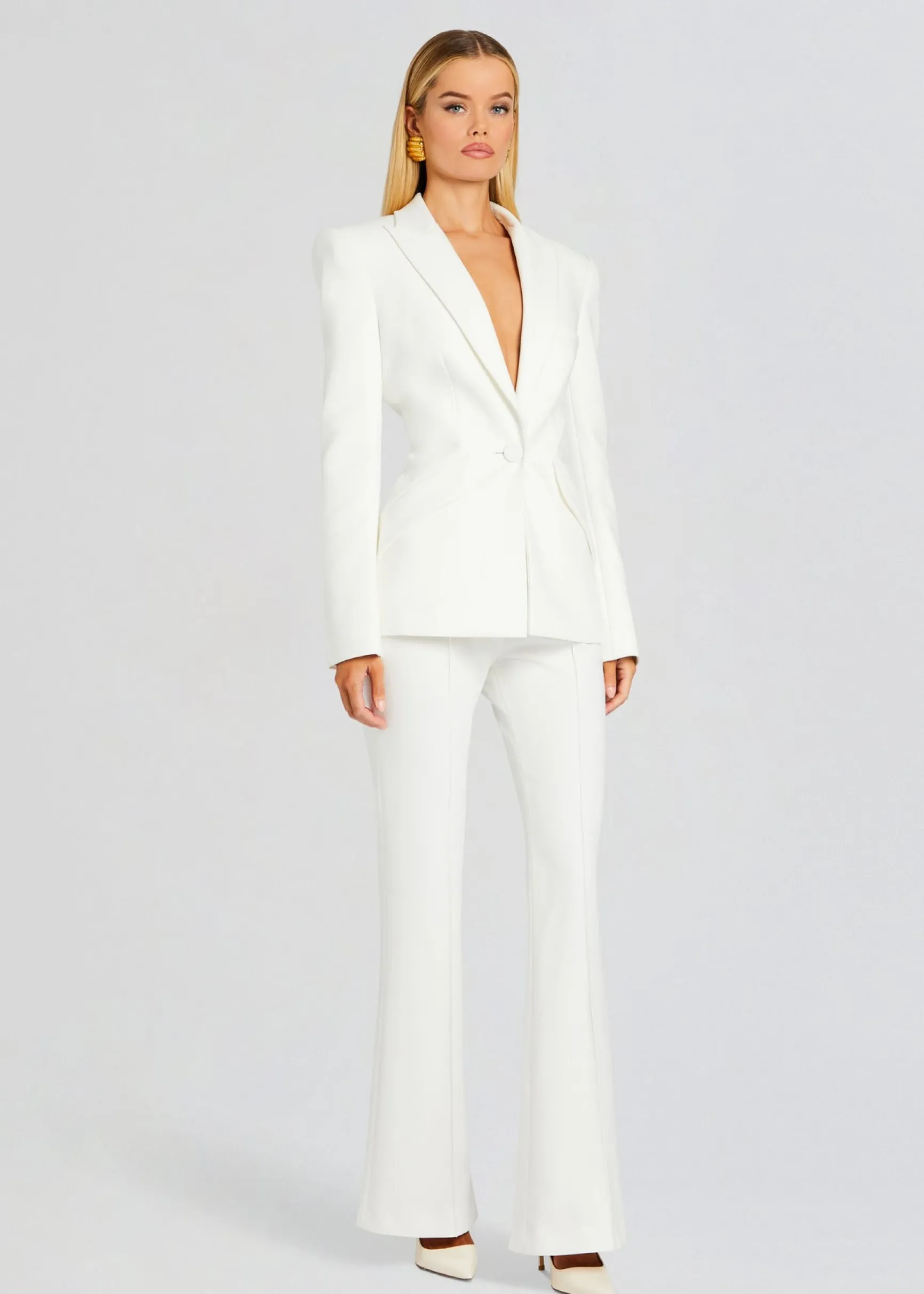 lizzy_low_rise_flared_tro_2-2.webp Resort '24*Retrofete Lizzy Low Rise Flared Trousers White