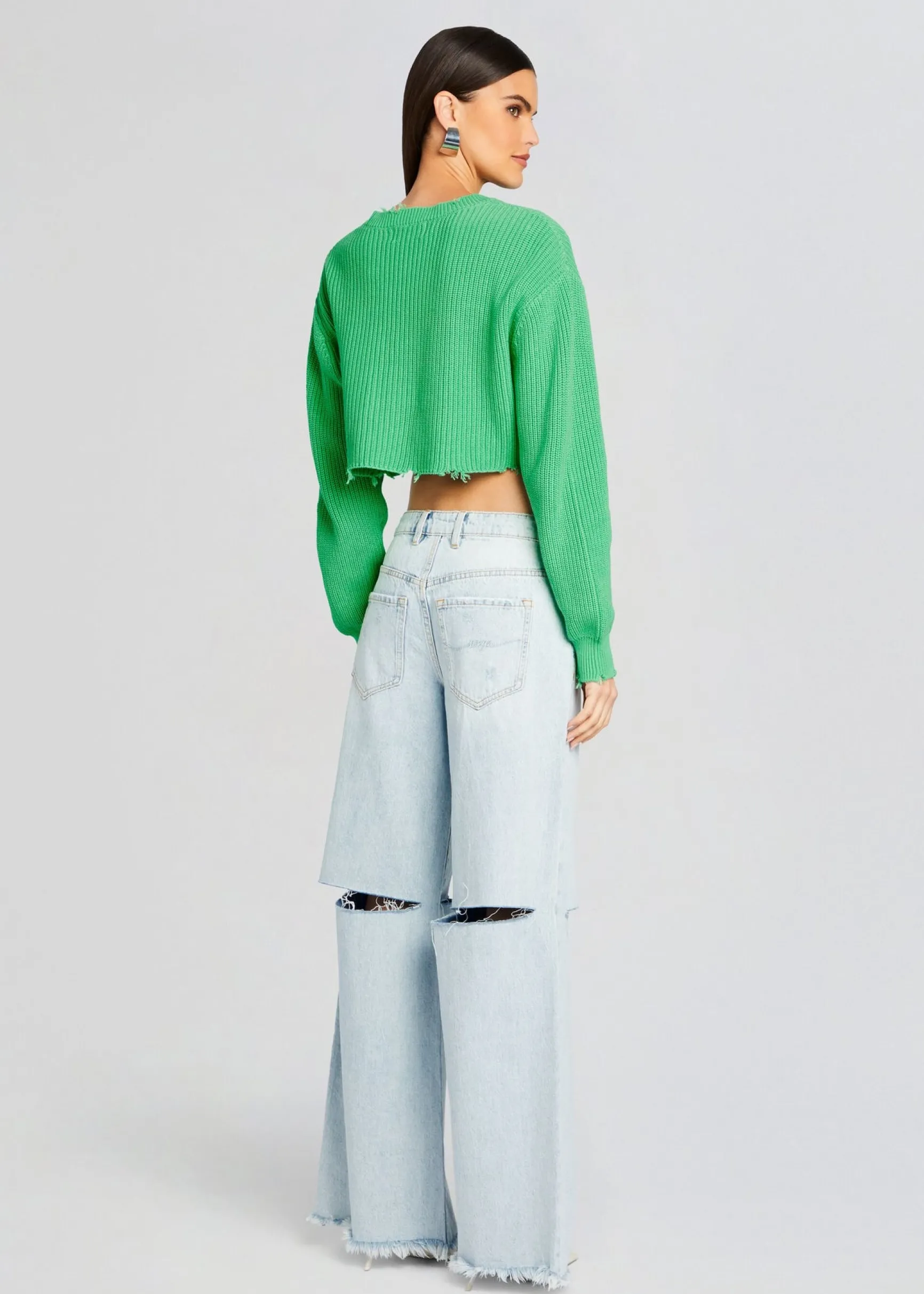 mid_cropped_devin_sweater_3-1.webp Trending*Retrofete Mid Cropped Devin Sweater Pistachio