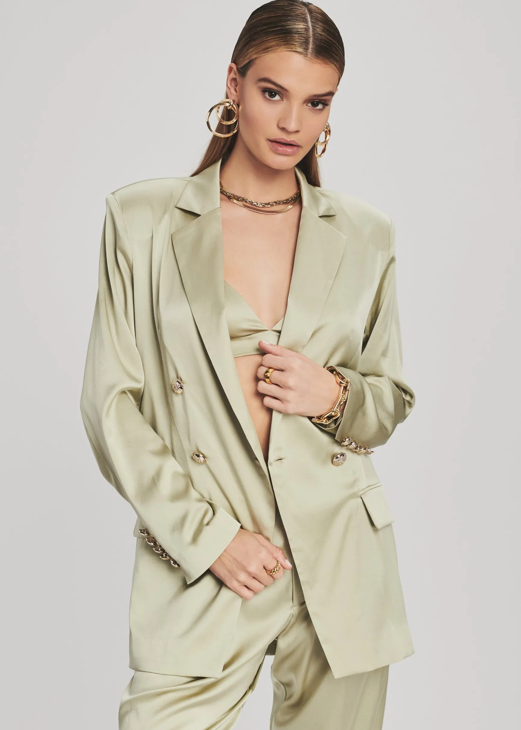pandora_silk_blazer_0.webp Honeymoon Looks*Retrofete Pandora Silk Blazer Sage