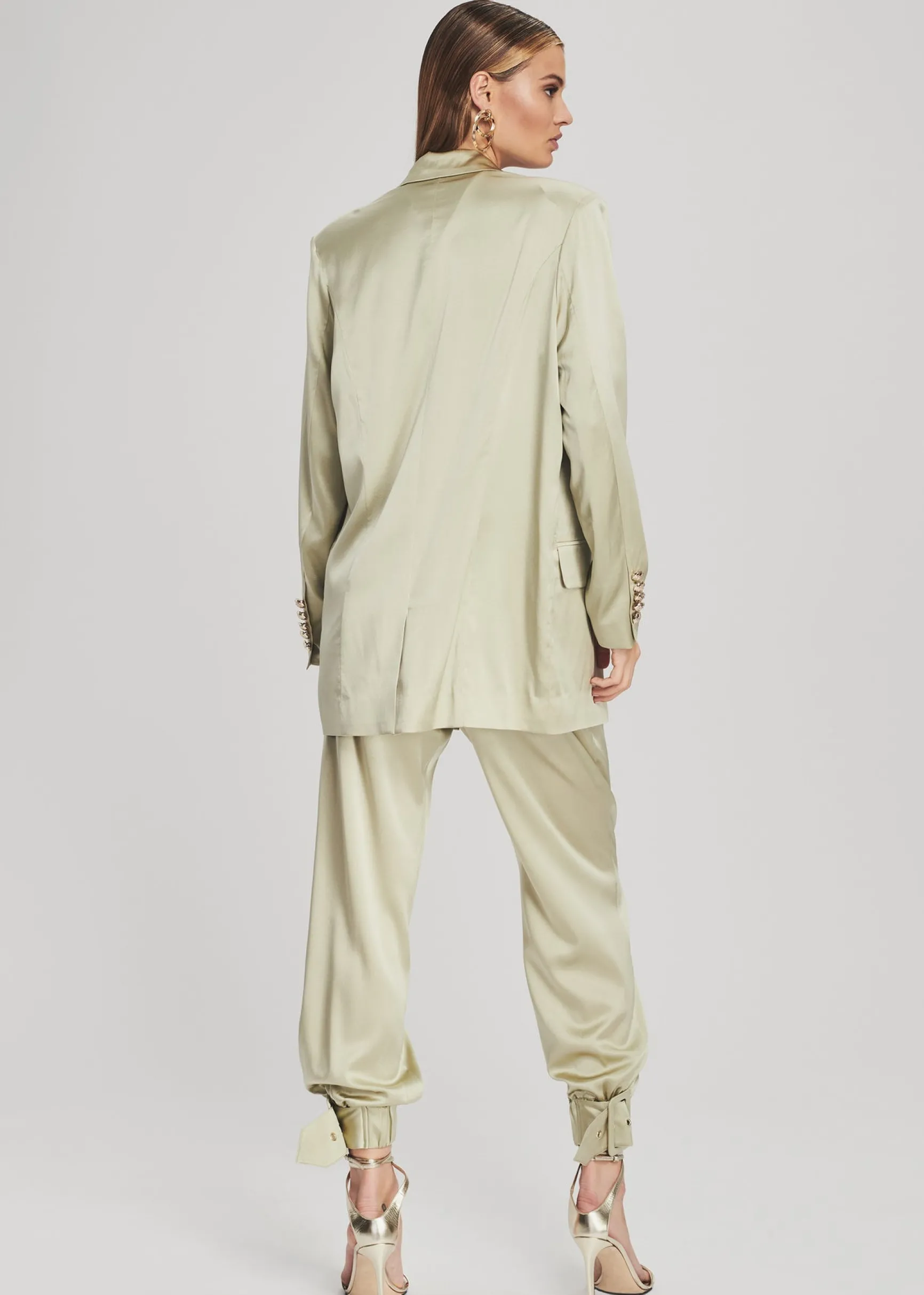 pandora_silk_blazer_3.webp Honeymoon Looks*Retrofete Pandora Silk Blazer Sage