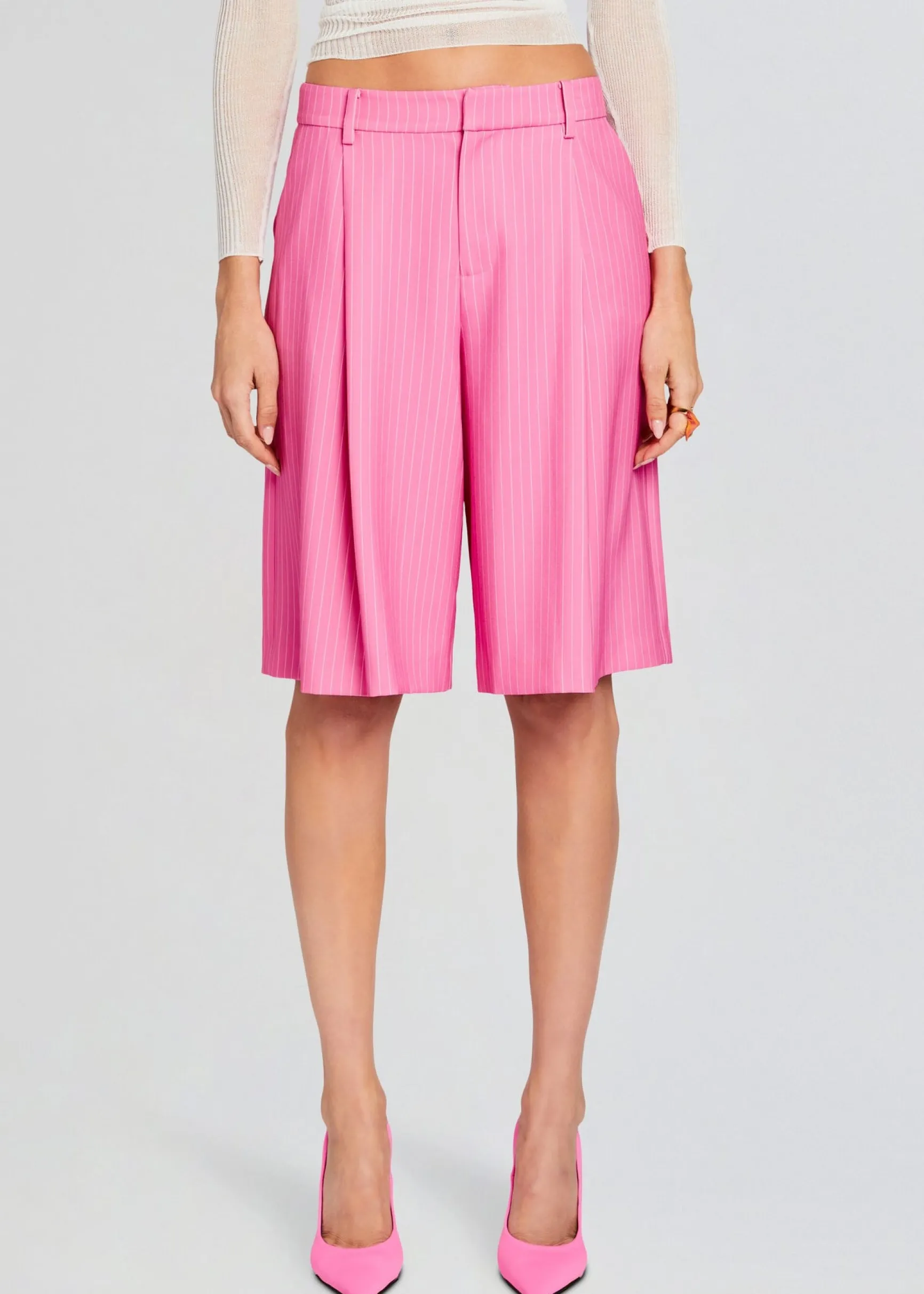 pearl_short_0-1.webp Resort '24*Retrofete Pearl Short Pink Pinstripe
