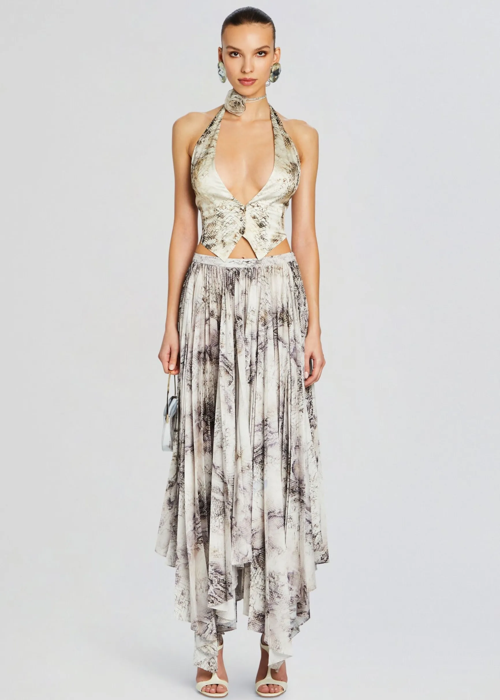 romy_silk_vest_4-1.webp RETROFÊTE*Retrofete Romy Silk Vest Vintage Snake